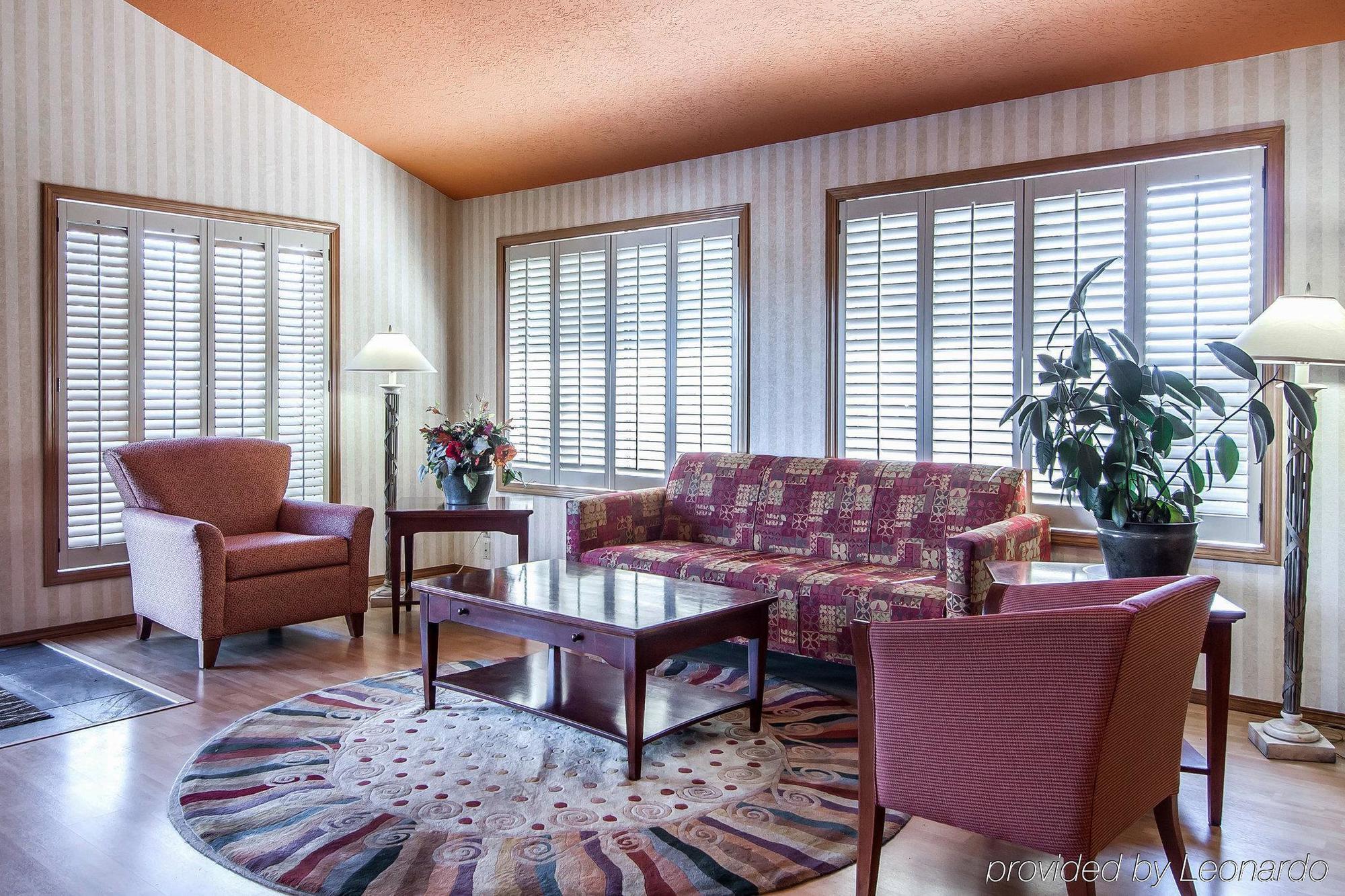 Comfort Inn Conference Center Hillsboro Esterno foto